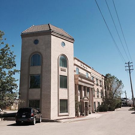The Bridgeport Inn Fort Mcmurray Esterno foto