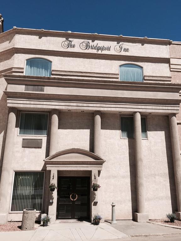 The Bridgeport Inn Fort Mcmurray Esterno foto